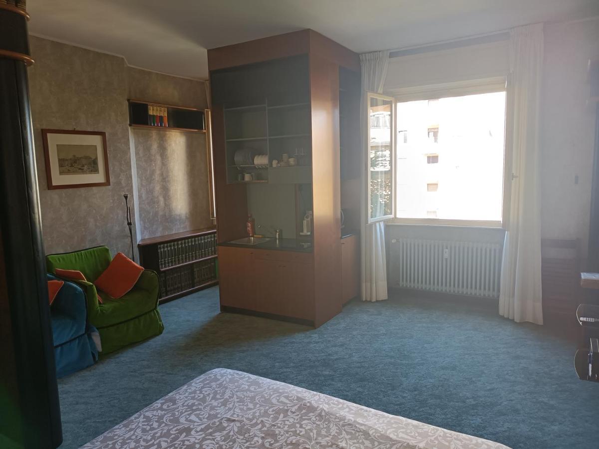Corvetto 16 - Elegant Apartment For 4 - Metro 5 Min - Duomo 10 Min - Milan — Foto 2